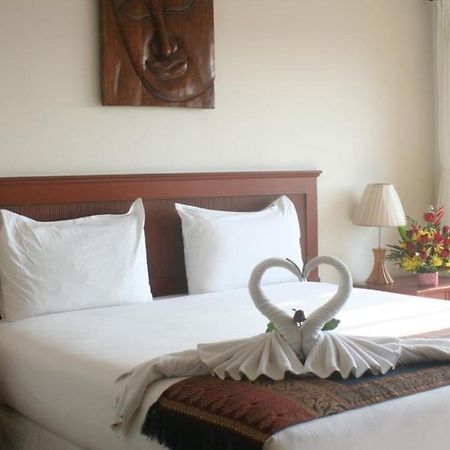 Palmview Resort Patong Екстериор снимка