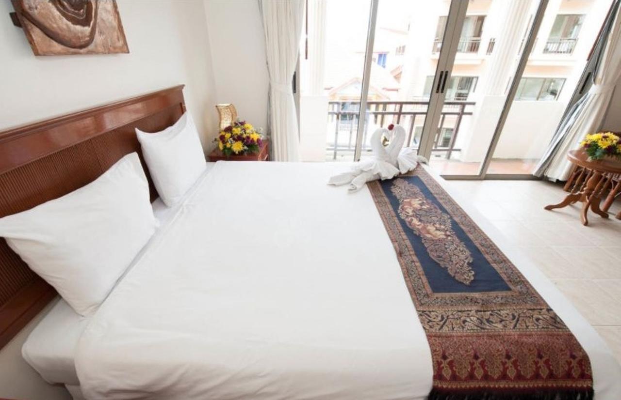 Palmview Resort Patong Екстериор снимка