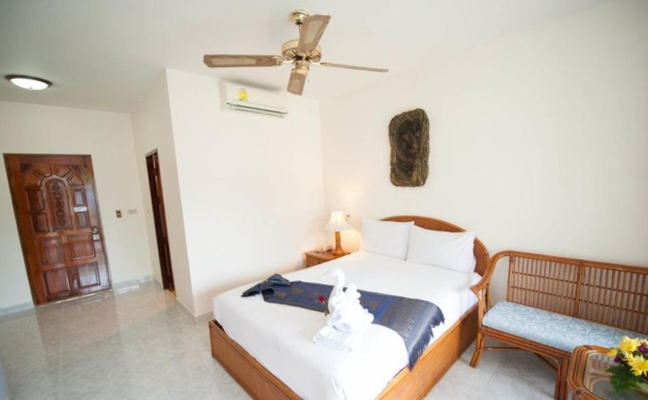 Palmview Resort Patong Екстериор снимка